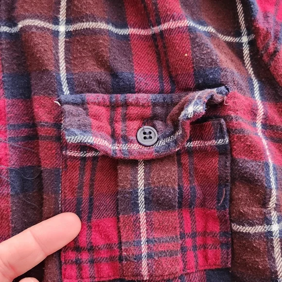 New Look Hooded Flannel Shirt - Picture 3 of 7